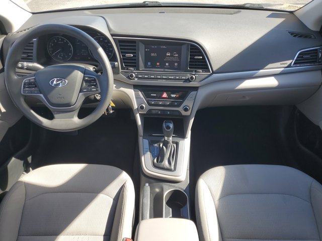2017 Hyundai Elantra SE Image 12 of 30