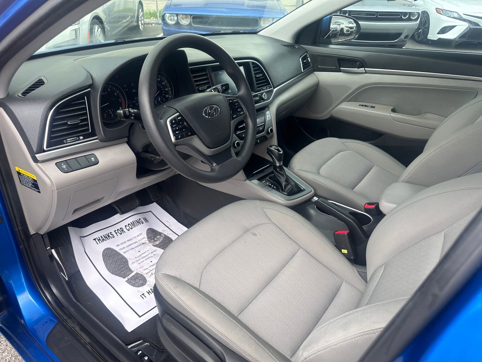 Vehicle image 10 of 21