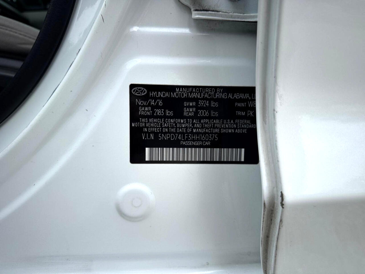 Vehicle image 24 of 27