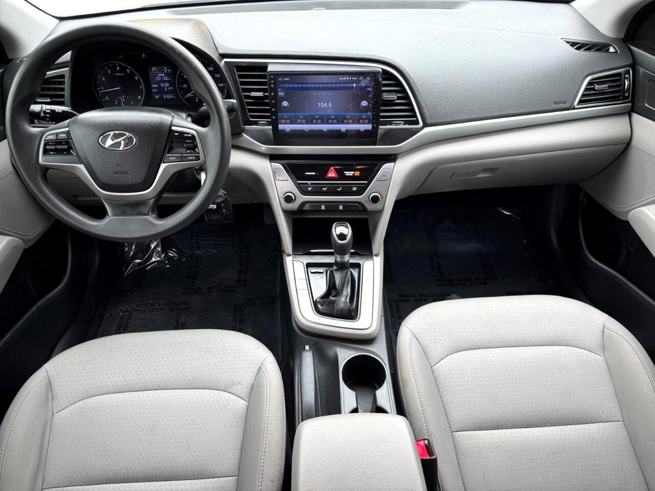Vehicle image 20 of 27