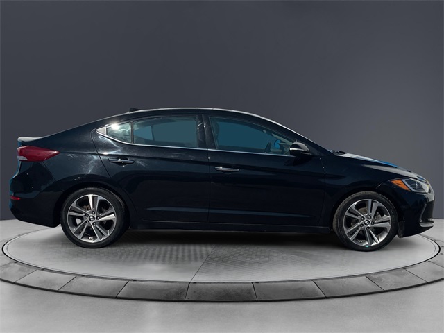 Vehicle image 4 of 15