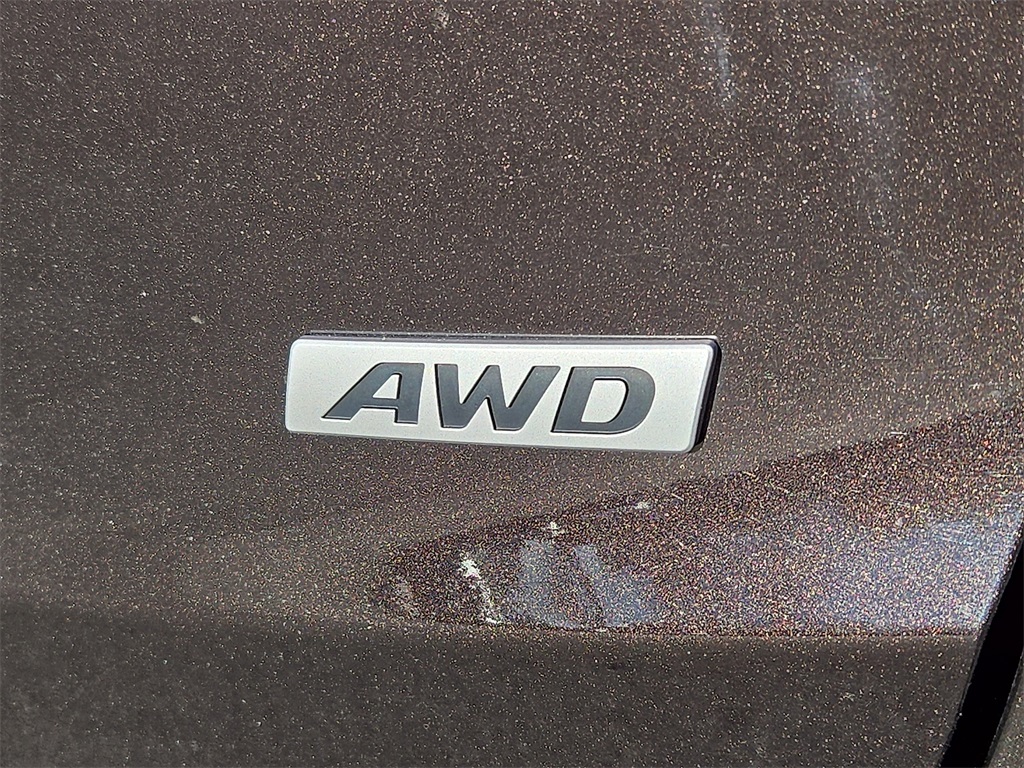 2017 Hyundai Santa Fe SE Image 30 of 30