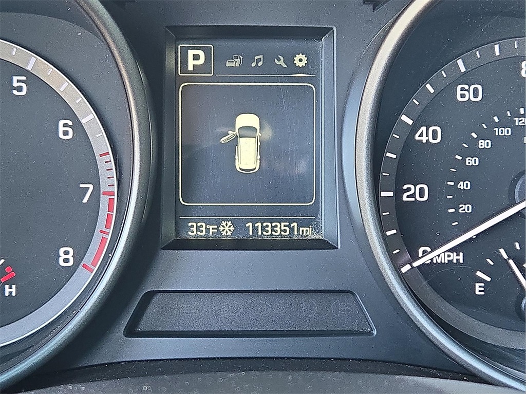 2017 Hyundai Santa Fe SE Image 14 of 30