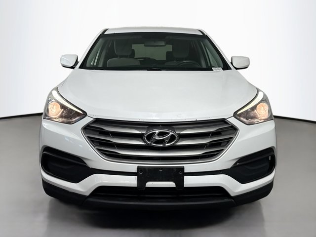 2017 Hyundai Santa Fe Sport 2.4L Image 2 of 39