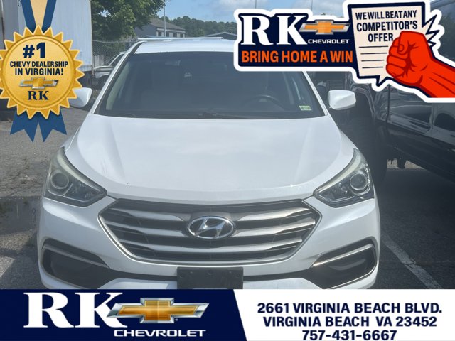 2017 Hyundai Santa Fe Sport 2.4L Image 2 of 12