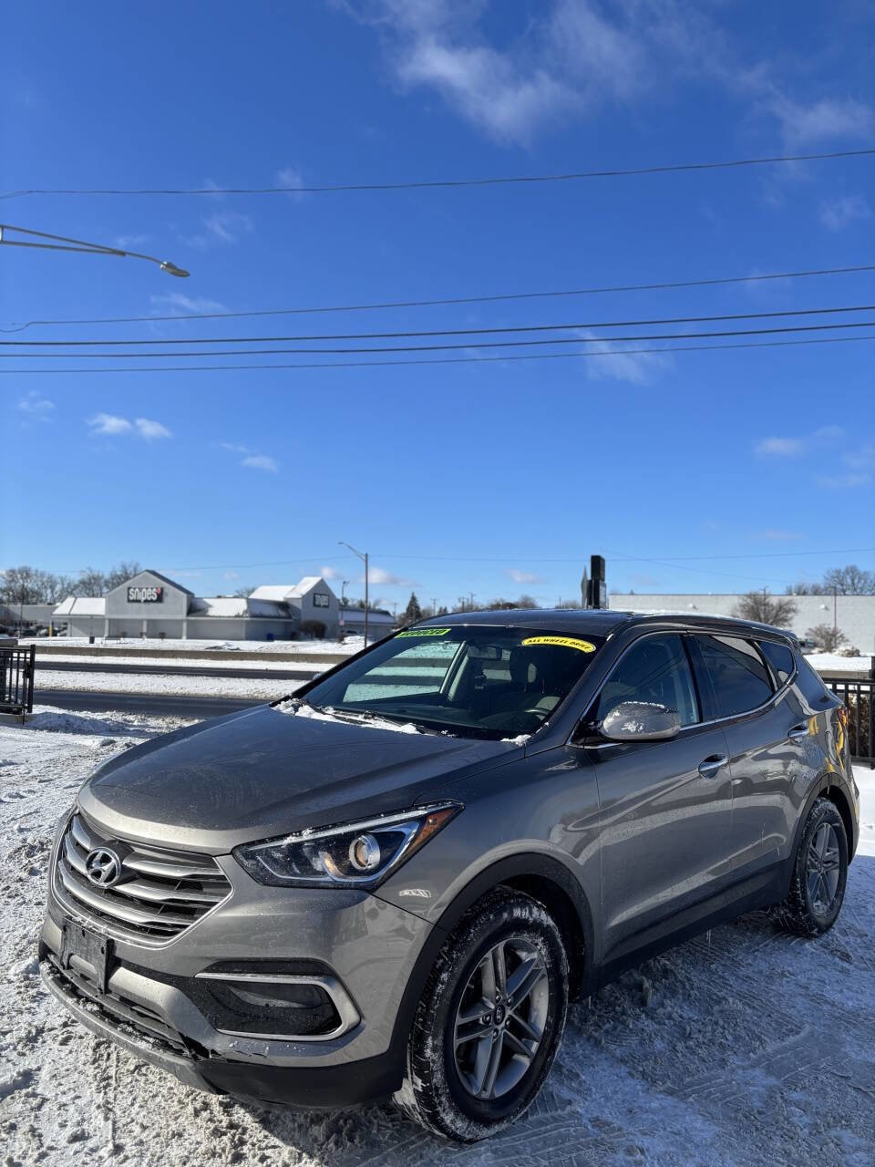 2017 Hyundai Santa Fe Sport 2.4L Image 1 of 18