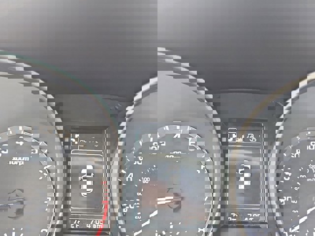 Vehicle image 15 of 21