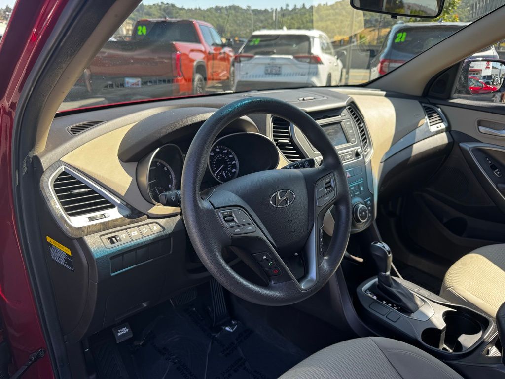 Vehicle image 12 of 27