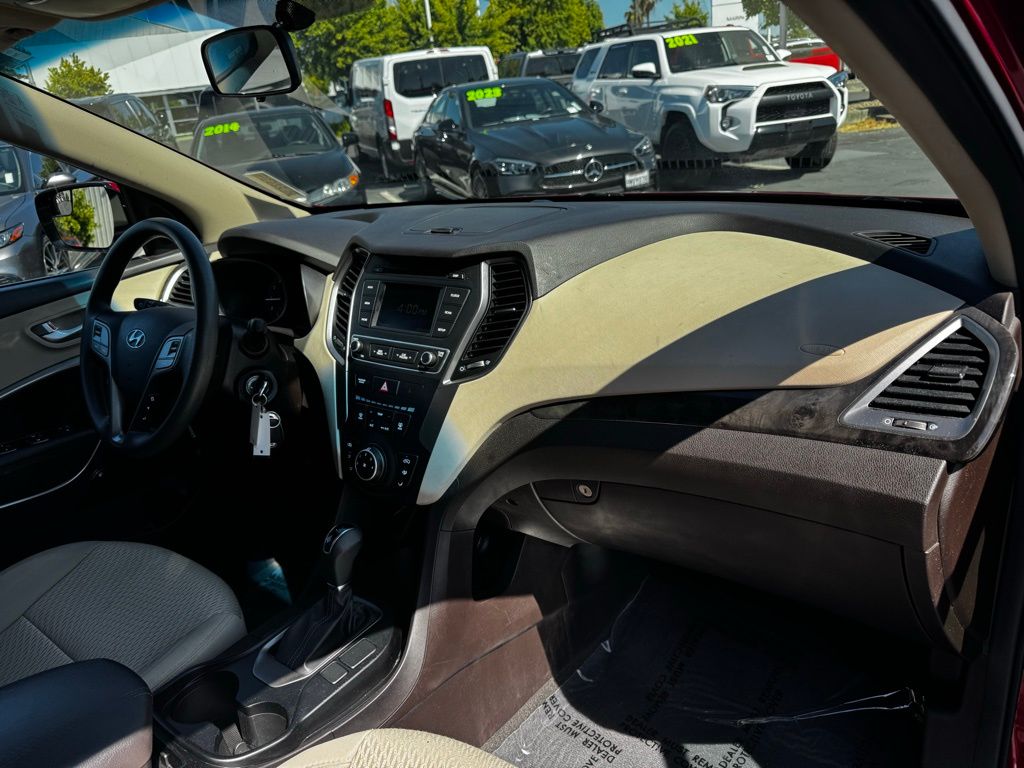 Vehicle image 13 of 27