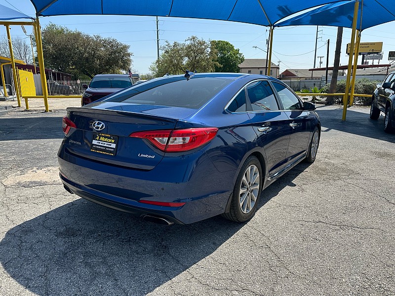 Vehicle image 5 of 32