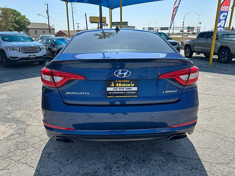 Vehicle image 8 of 32