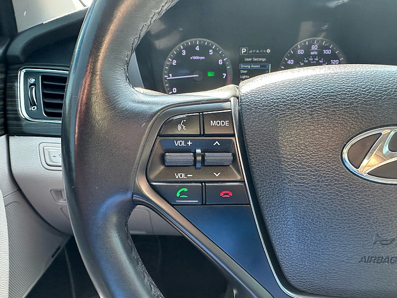 Vehicle image 32 of 32