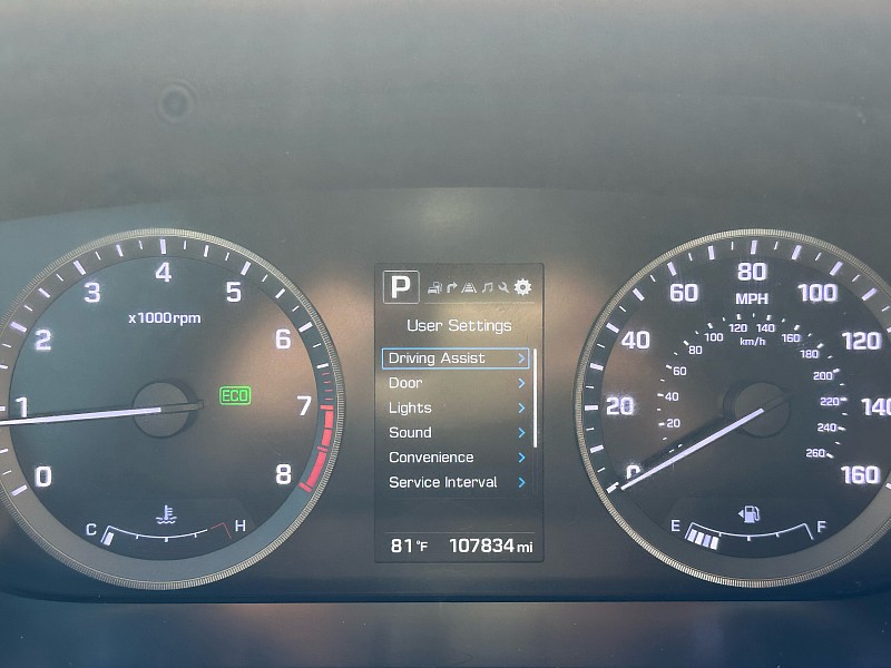 Vehicle image 19 of 32