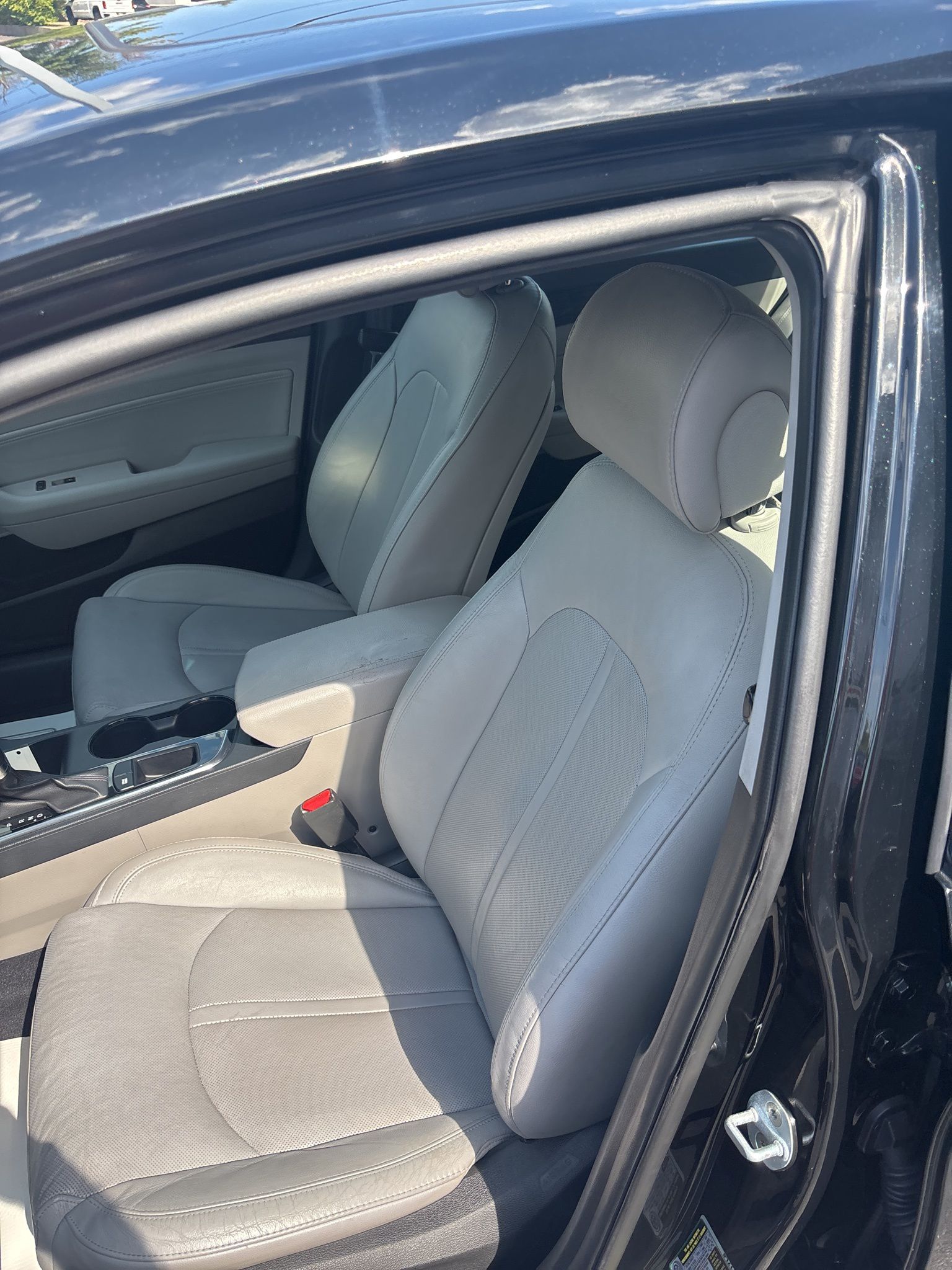 2017 Hyundai Sonata Limited Image 12 of 28