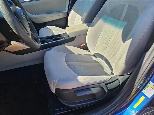 2017 Hyundai Sonata SE Image 15 of 24