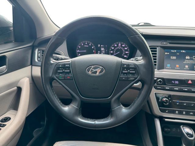 2017 Hyundai Sonata Sport Image 13 of 26