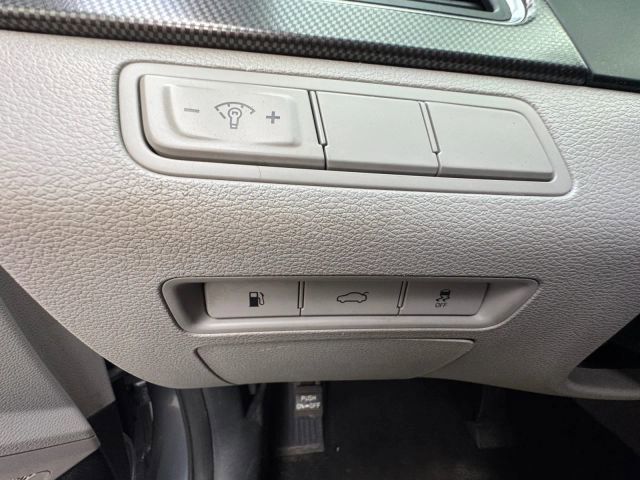2017 Hyundai Sonata Sport Image 20 of 26