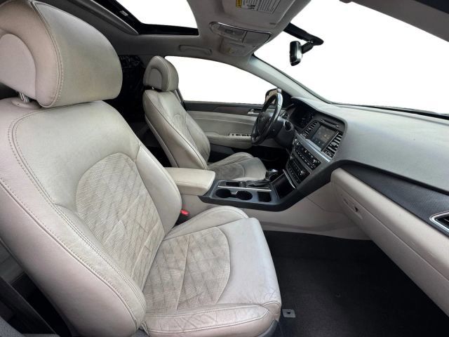 2017 Hyundai Sonata Sport Image 10 of 26
