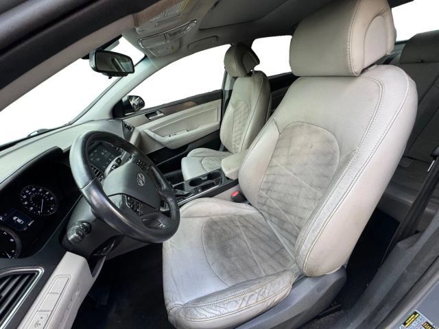 2017 Hyundai Sonata Sport Image 12 of 26