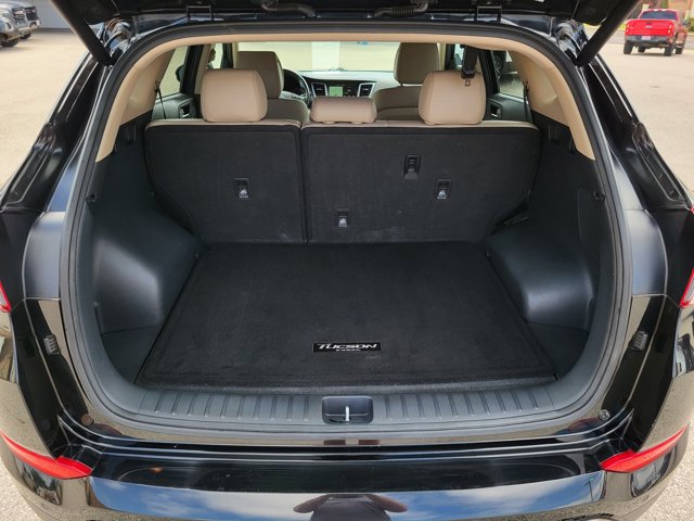 Vehicle image 9 of 31