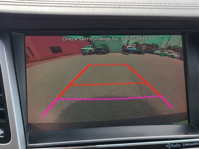 Vehicle image 18 of 31