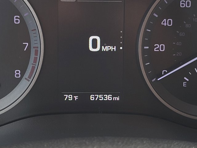 Vehicle image 15 of 31