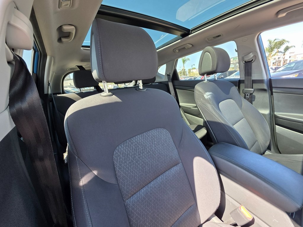 2017 Hyundai Tucson Night Image 13 of 43