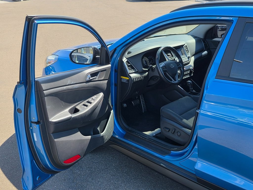 2017 Hyundai Tucson Night Image 19 of 43