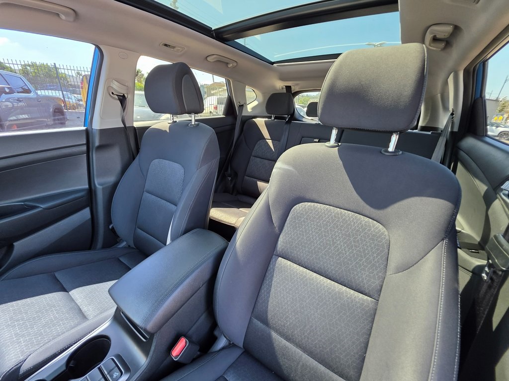 2017 Hyundai Tucson Night Image 11 of 43