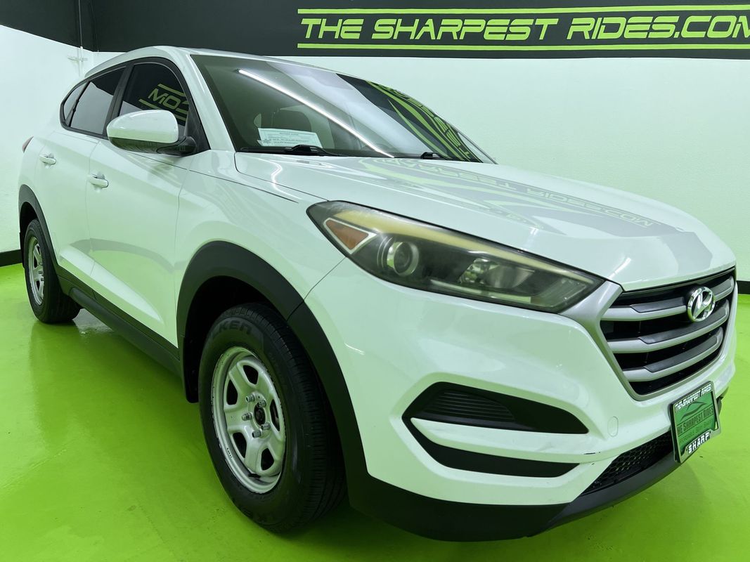 2017 Hyundai Tucson SE Image 2 of 28