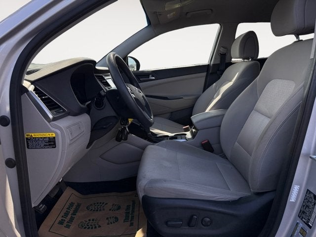 Vehicle image 15 of 34