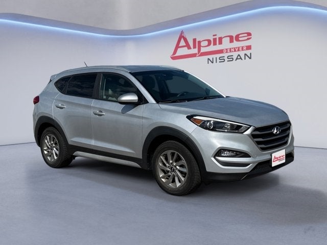 Vehicle image 4 of 34