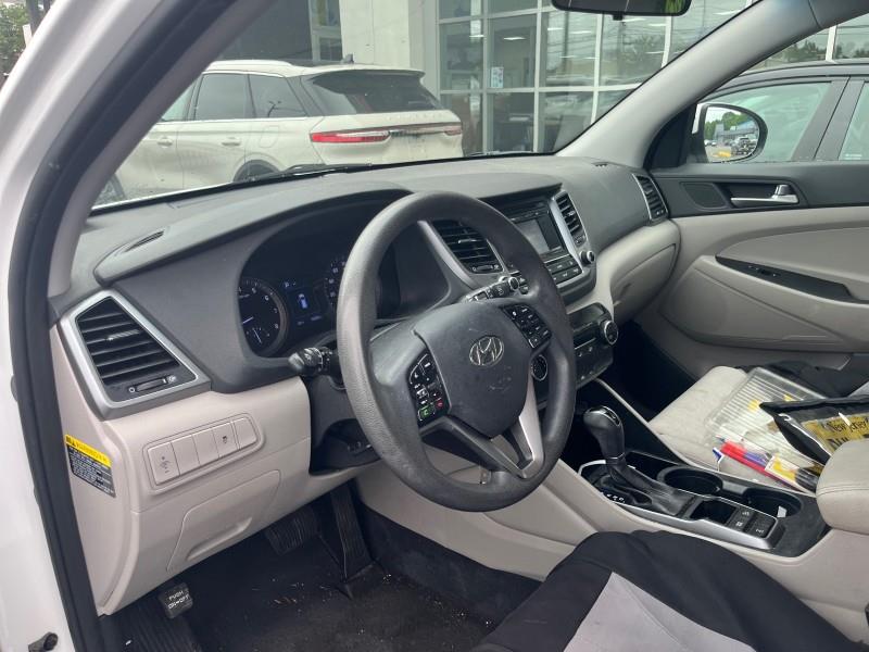 2017 Hyundai Tucson SE Image 12 of 28