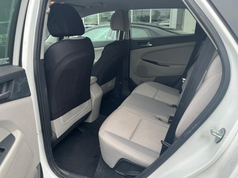 2017 Hyundai Tucson SE Image 9 of 28