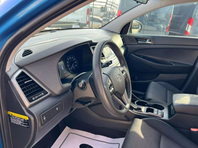 Vehicle image 21 of 36