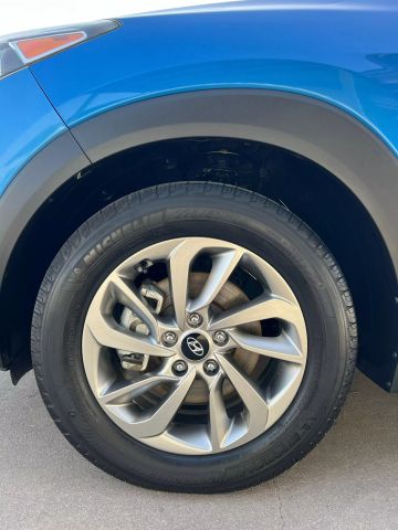 Vehicle image 13 of 36
