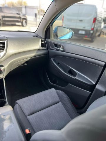 Vehicle image 16 of 36