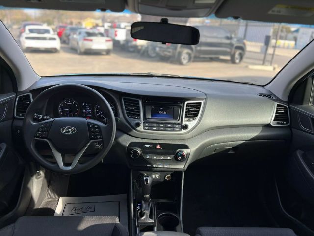 Vehicle image 22 of 36