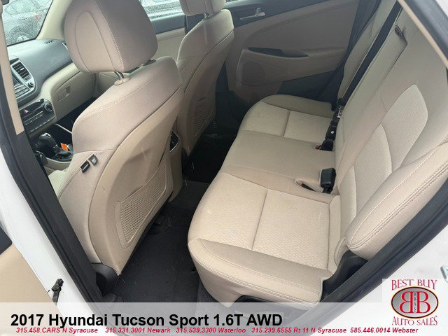 Vehicle image 12 of 17