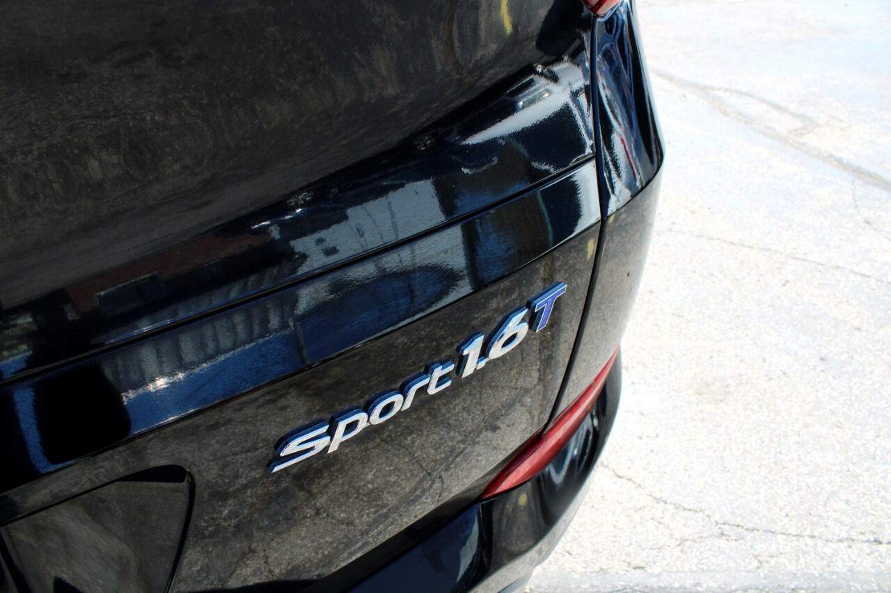 Vehicle image 32 of 33