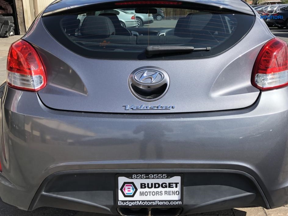 Vehicle image 3 of 22