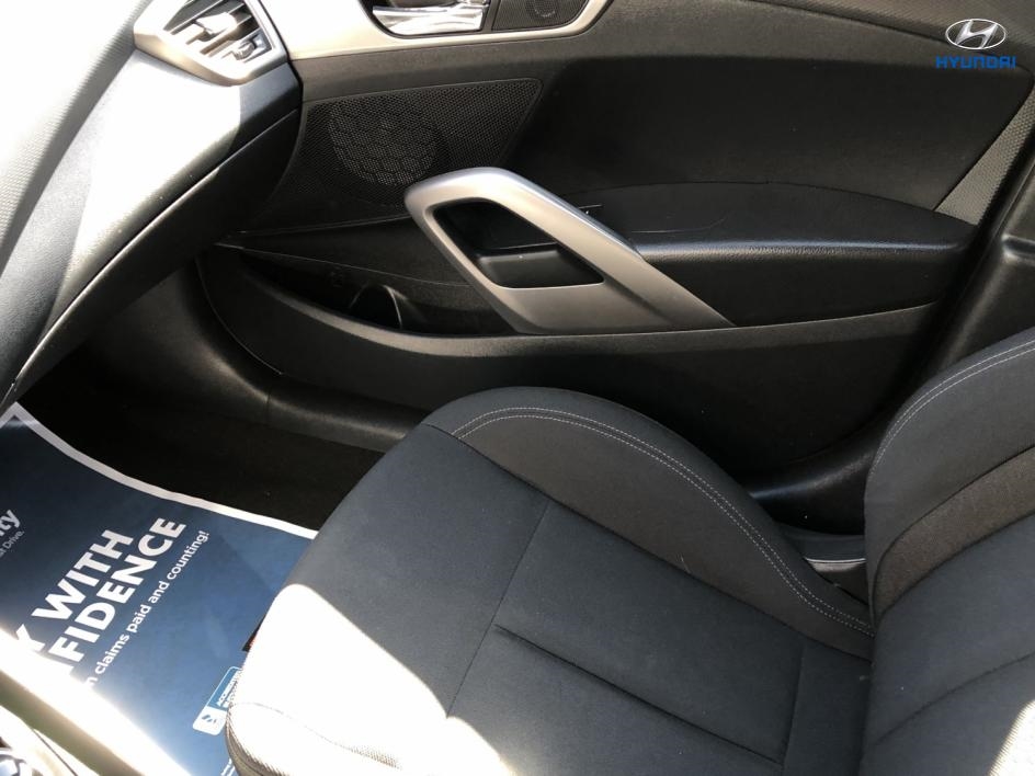 Vehicle image 20 of 22
