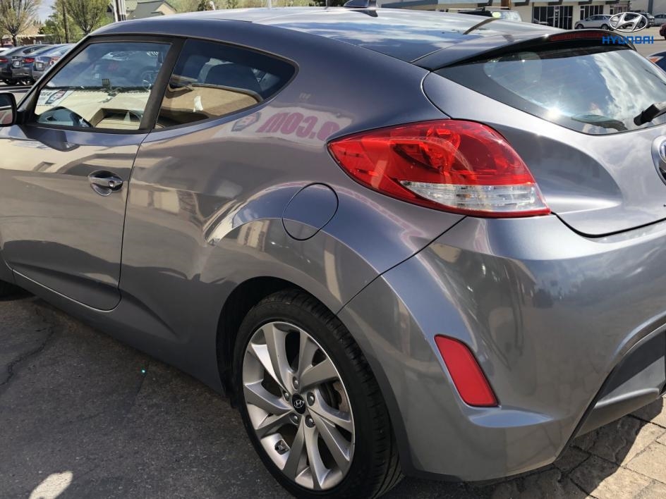 Vehicle image 6 of 22