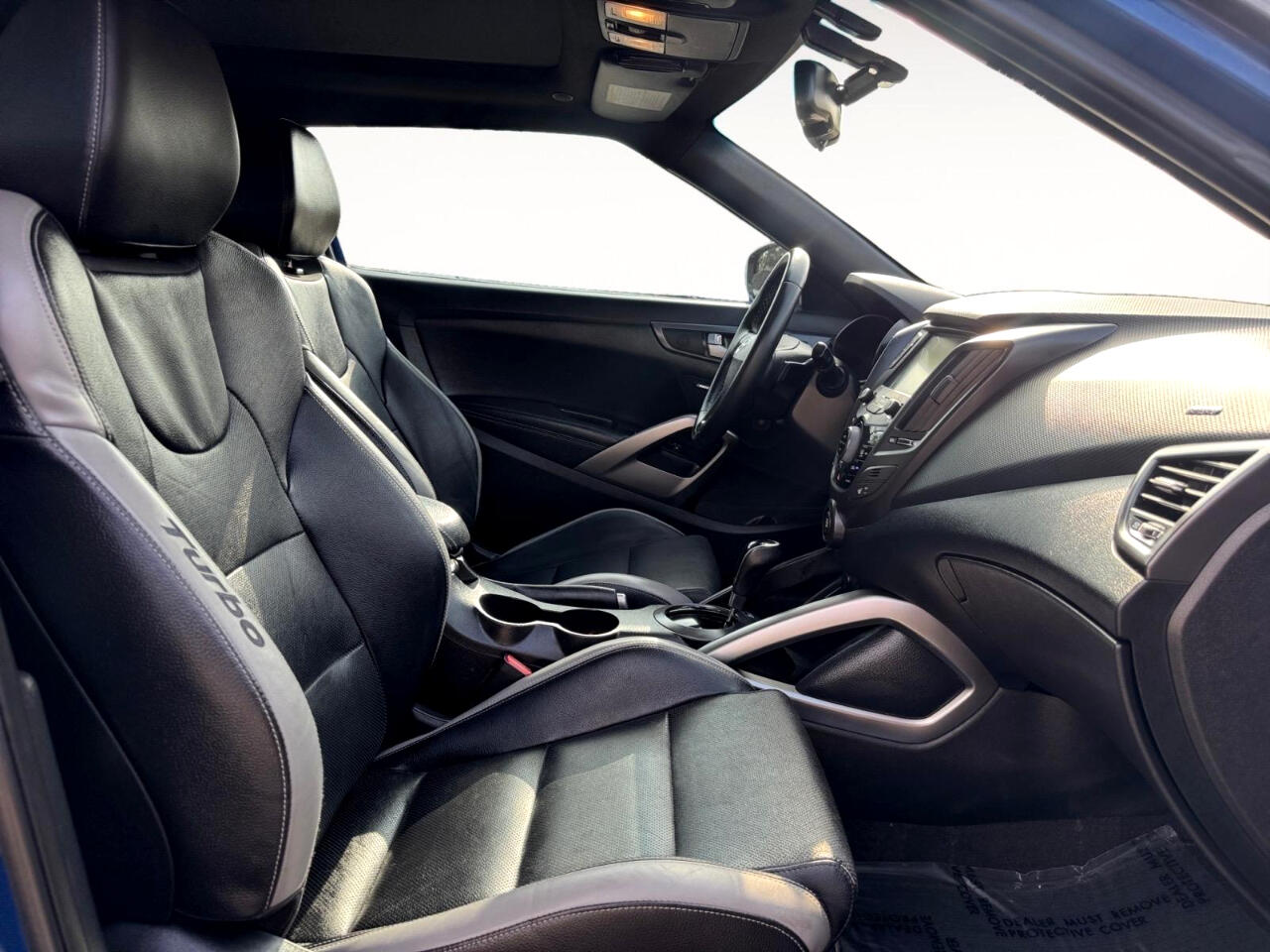 Vehicle image 16 of 26