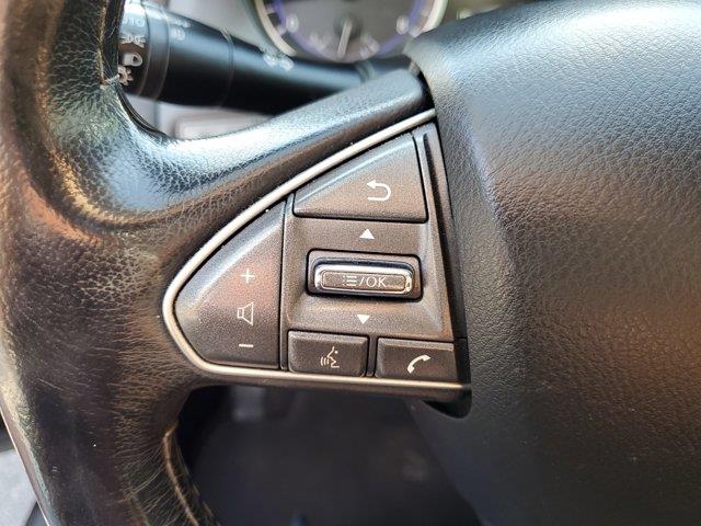 2017 INFINITI Q50 2.0T Image 25 of 30