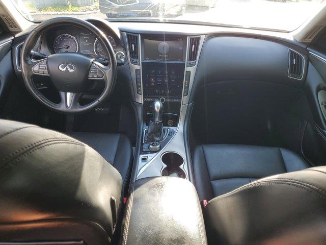 2017 INFINITI Q50 2.0T Image 27 of 30