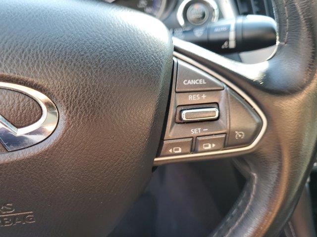 2017 INFINITI Q50 2.0T Image 23 of 30