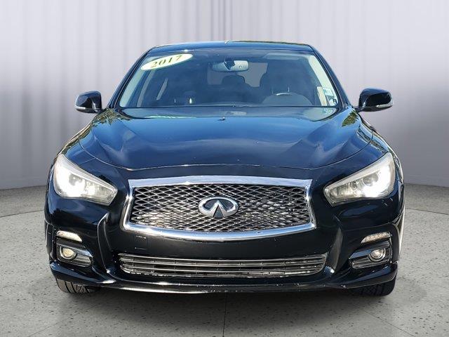 2017 INFINITI Q50 2.0T Image 2 of 30