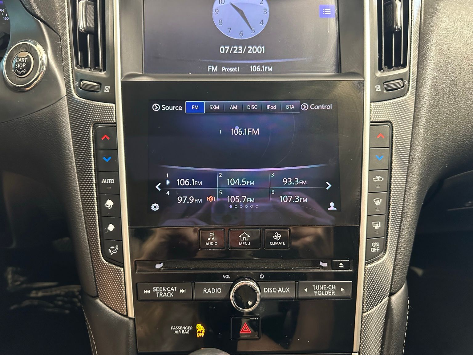 Vehicle image 25 of 43