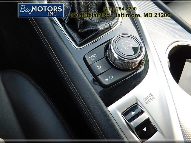 Vehicle image 25 of 27